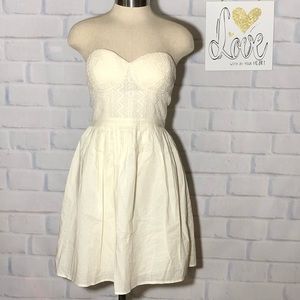 Strapless Heart-shape neckline Guess dress